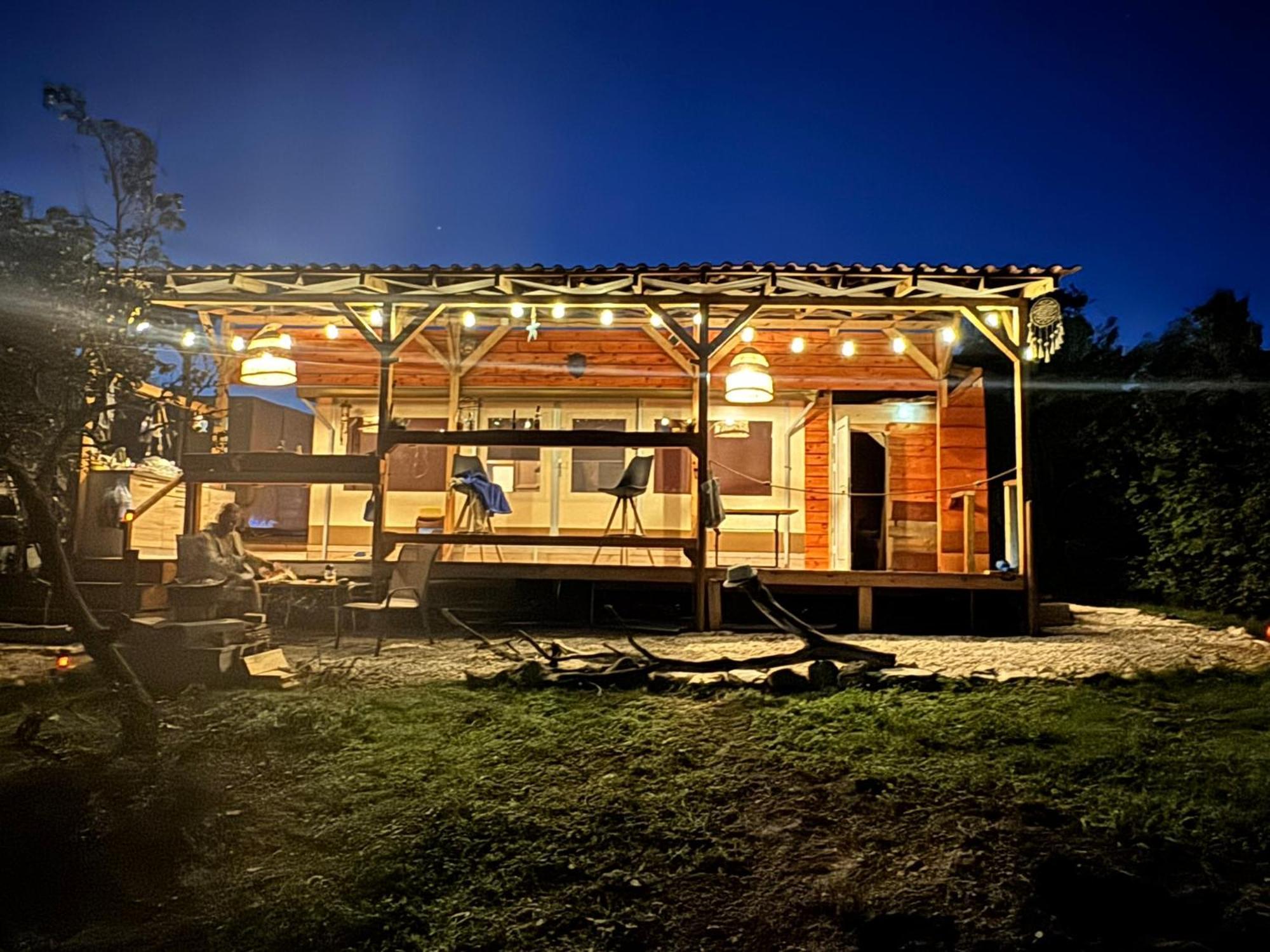 Karavana Tropicana Varna Extérieur photo